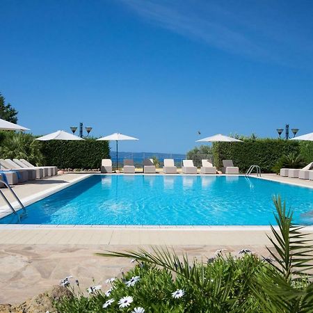 Lu'Hotel Porto Pino SantʼAnna Arresi Esterno foto