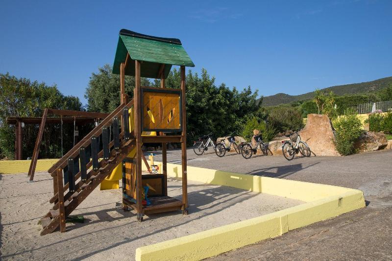 Lu'Hotel Porto Pino SantʼAnna Arresi Esterno foto