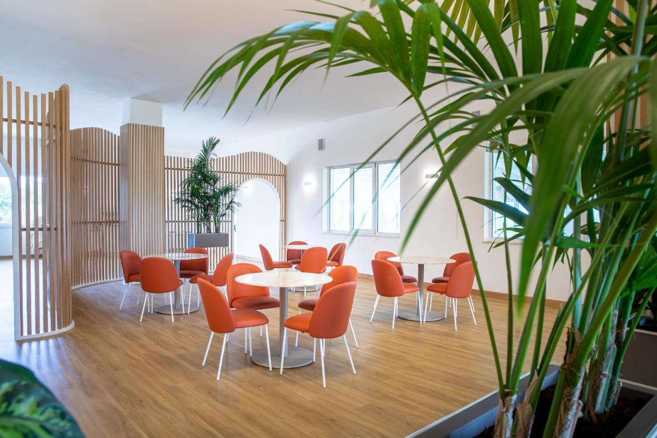 Lu'Hotel Porto Pino SantʼAnna Arresi Esterno foto