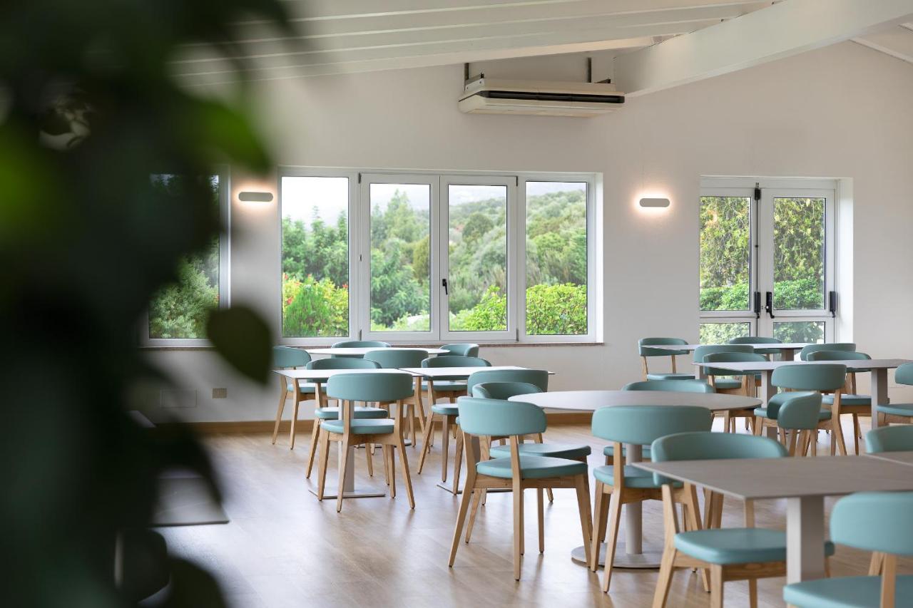 Lu'Hotel Porto Pino SantʼAnna Arresi Esterno foto