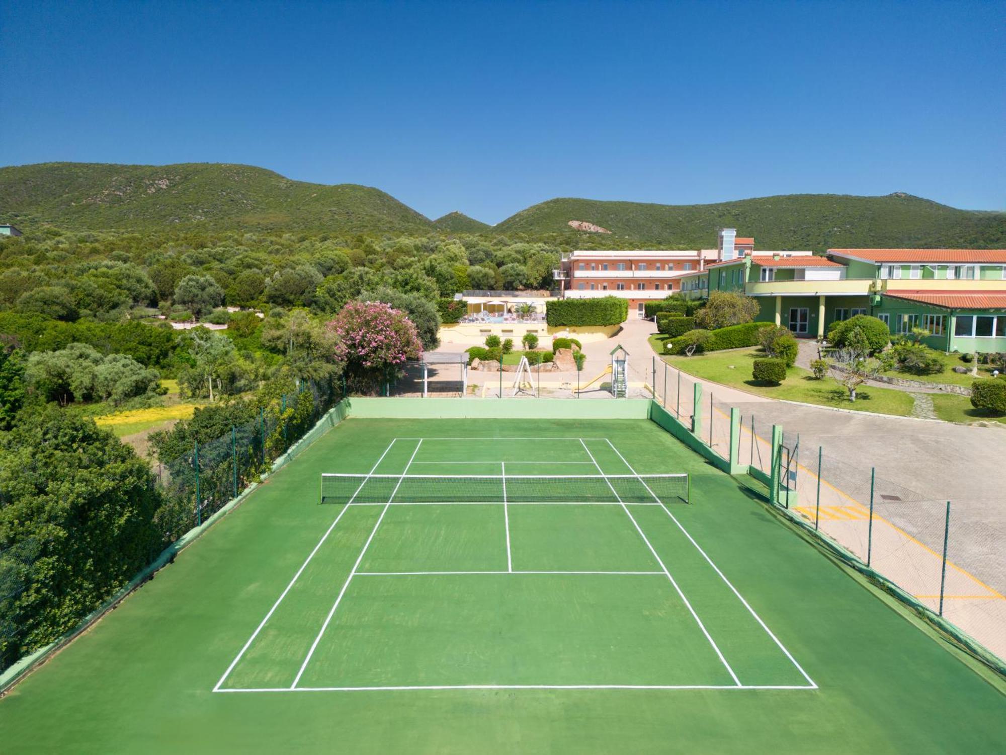 Lu'Hotel Porto Pino SantʼAnna Arresi Esterno foto