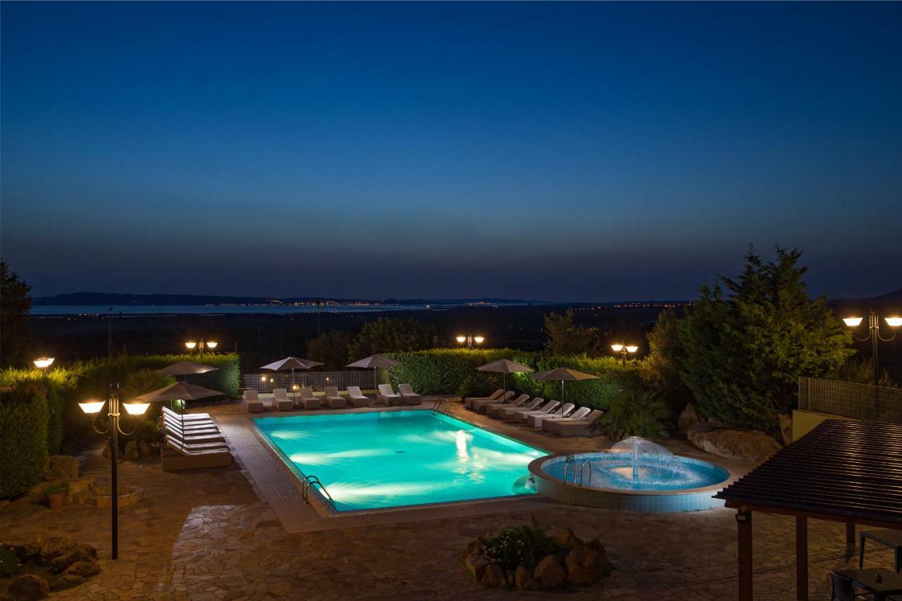 Lu'Hotel Porto Pino SantʼAnna Arresi Esterno foto
